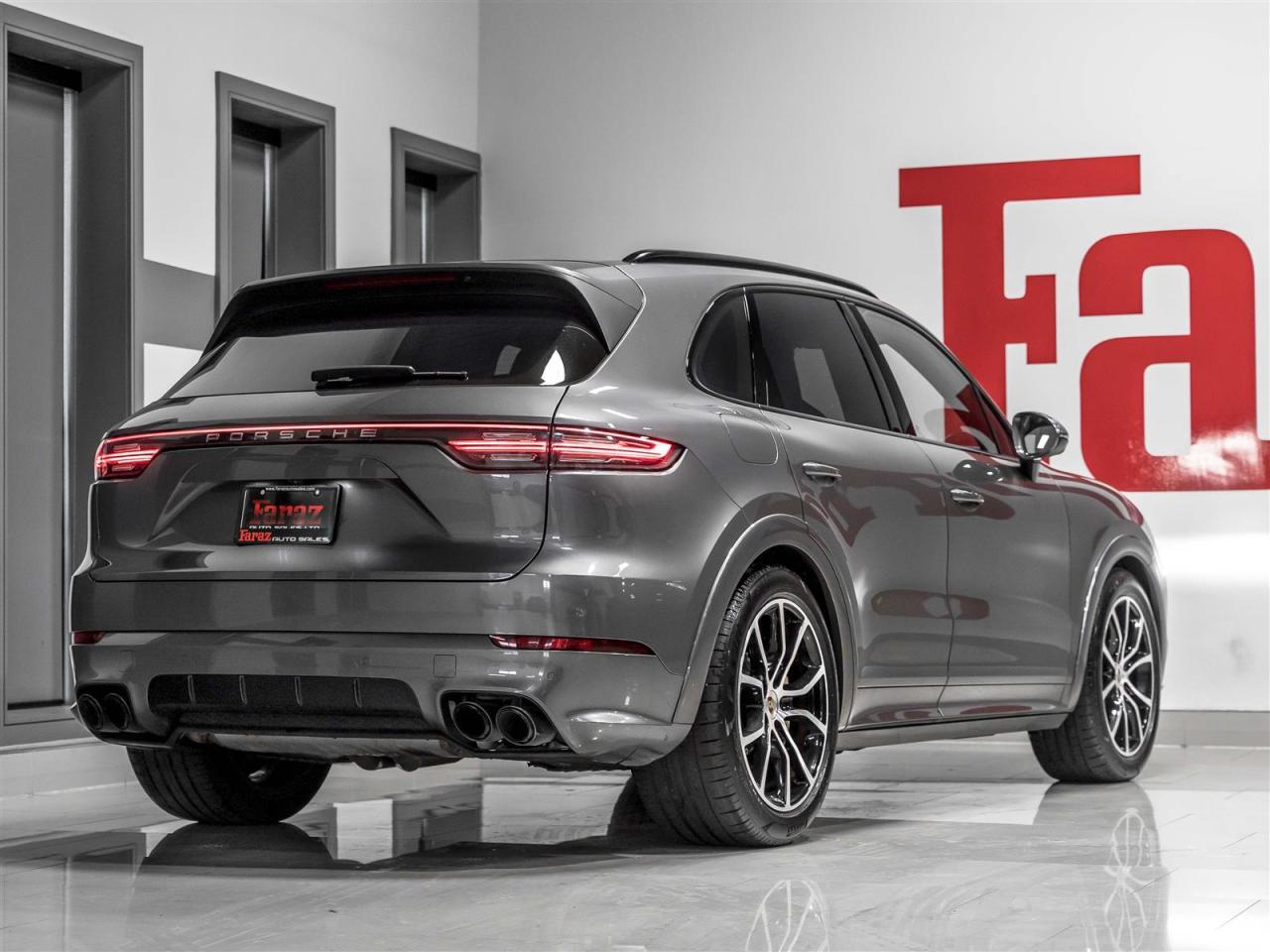 2019 Porsche Cayenne $569 BI Weekly $2500 down| S|PREMIUM PLUS|PCCB|SPORT DESIGN|SPORT CHRONO|LOADED Photo