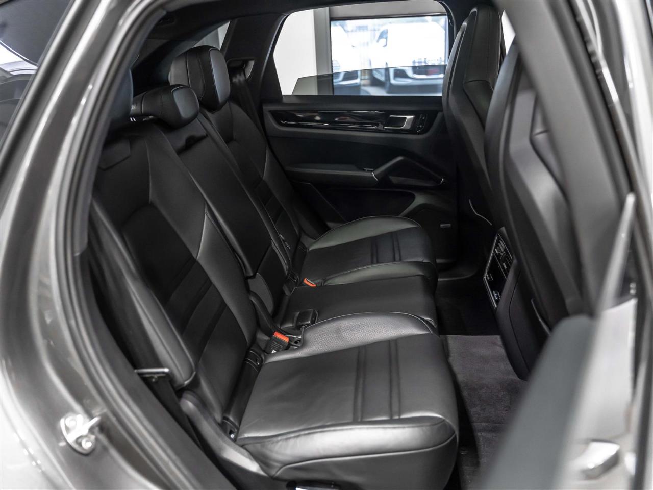 2019 Porsche Cayenne $569 BI Weekly $2500 down| S|PREMIUM PLUS|PCCB|SPORT DESIGN|SPORT CHRONO|LOADED Photo