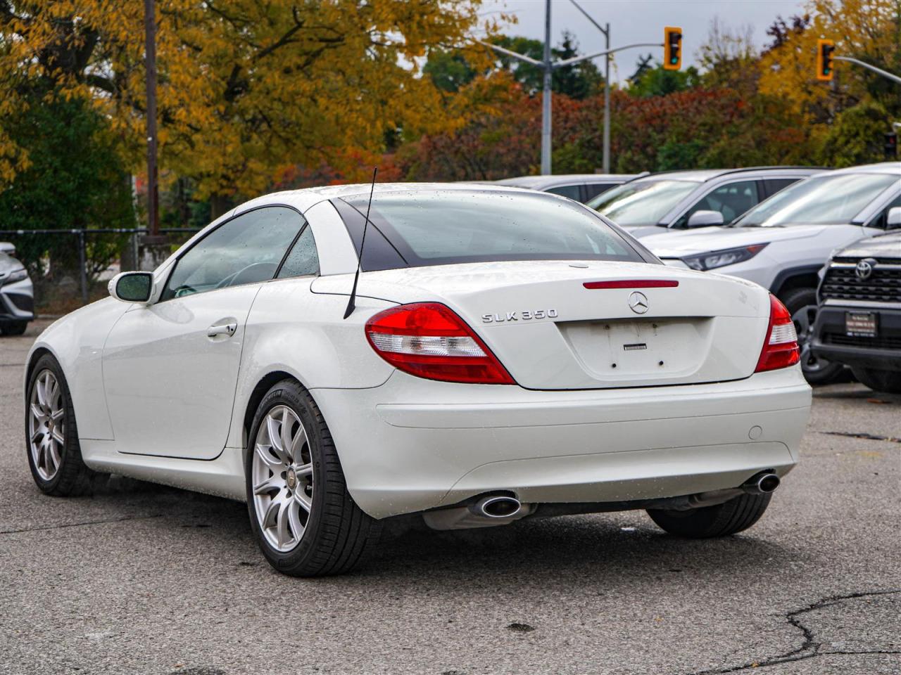 2008 Mercedes-Benz SLK350 LEATHER | HEATED SEATS Photo
