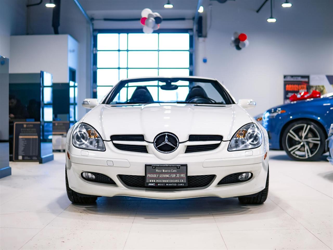2008 Mercedes-Benz SLK350 LEATHER | HEATED SEATS Photo2