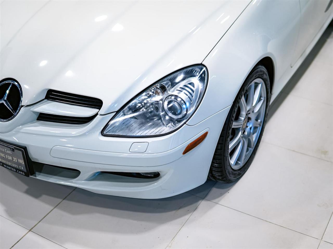 2008 Mercedes-Benz SLK350 LEATHER | HEATED SEATS Photo