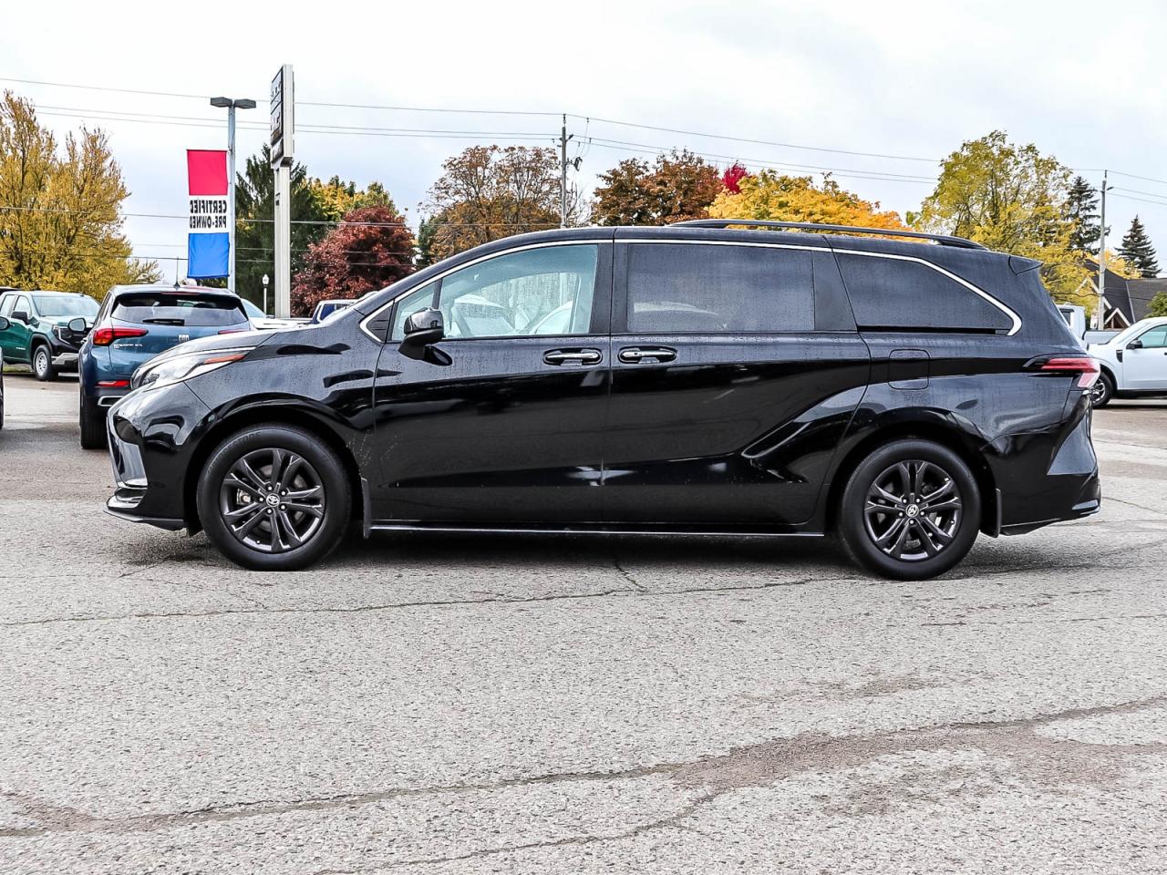 2024 Toyota Sienna XSE Photo4