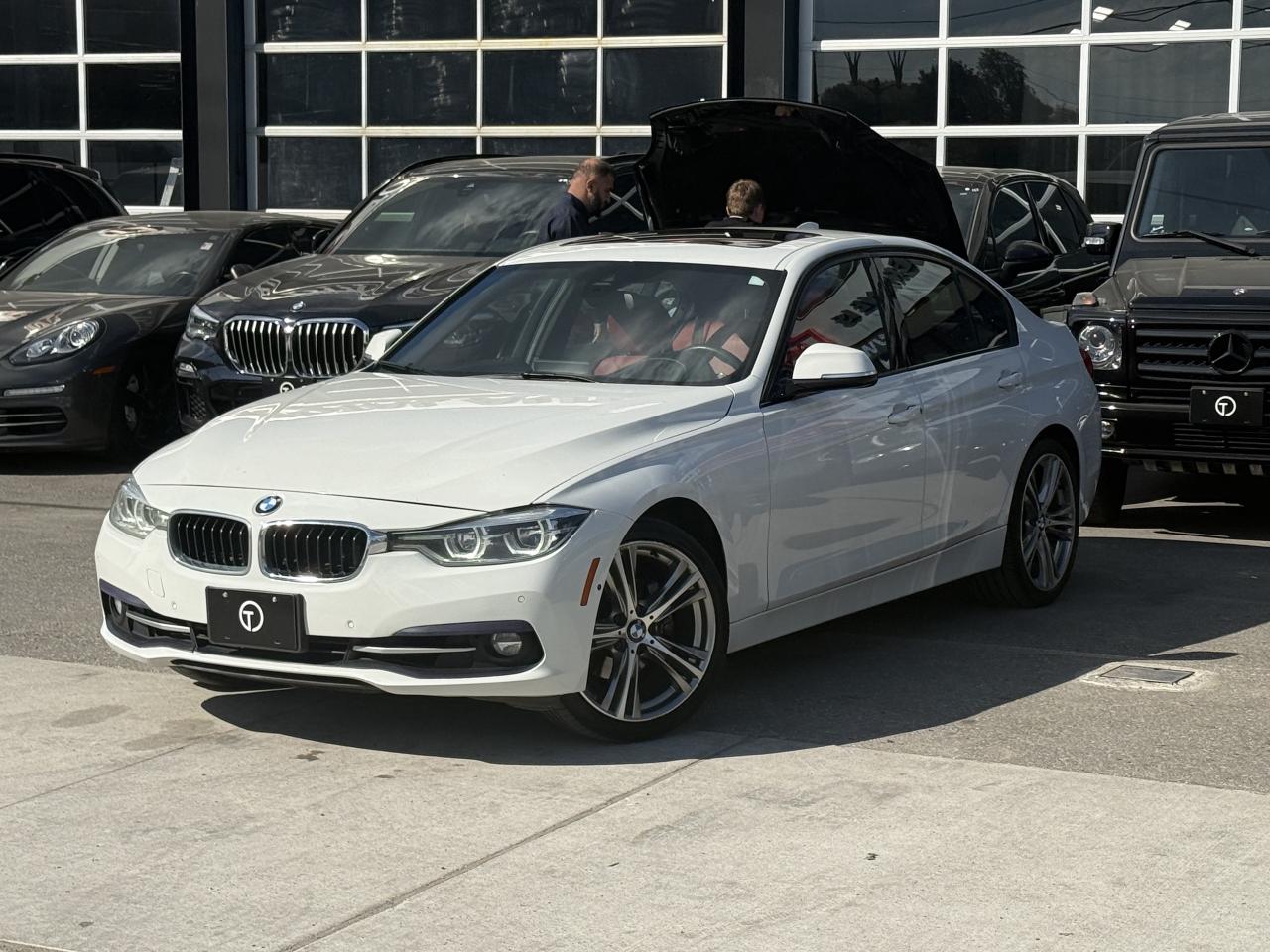 2017 BMW 3 Series 330i | PREMIUM | RED LEATHER | SUNROOF | HARMAN KA Photo3