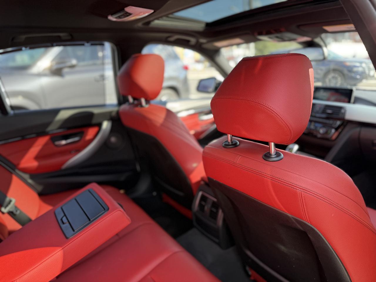 2017 BMW 3 Series 330i | PREMIUM | RED LEATHER | SUNROOF | HARMAN KA Photo