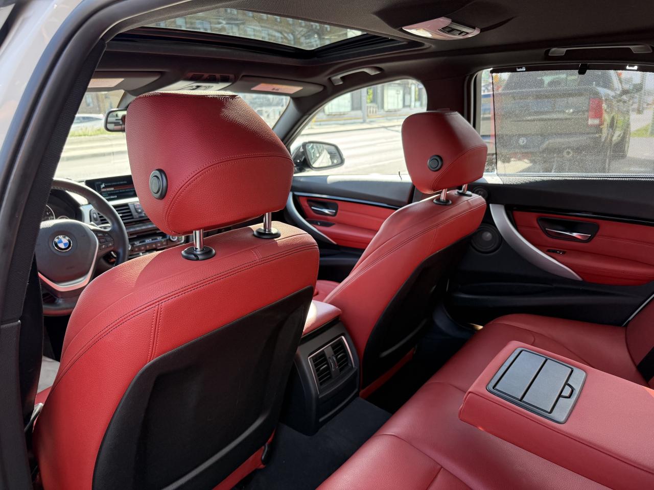 2017 BMW 3 Series 330i | PREMIUM | RED LEATHER | SUNROOF | HARMAN KA Photo