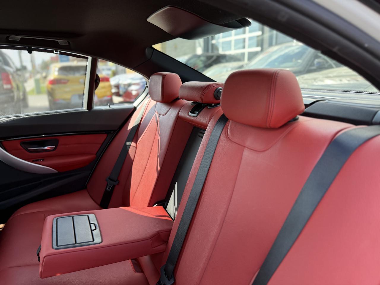 2017 BMW 3 Series 330i | PREMIUM | RED LEATHER | SUNROOF | HARMAN KA Photo