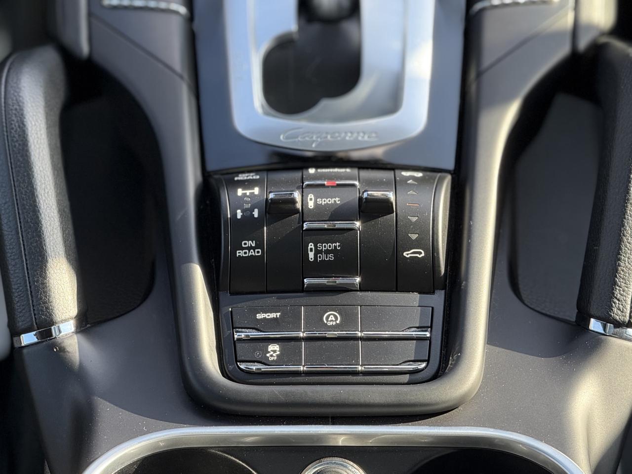 2016 Porsche Cayenne S | PREMIUM | BOSE | PANO | LOADED Photo