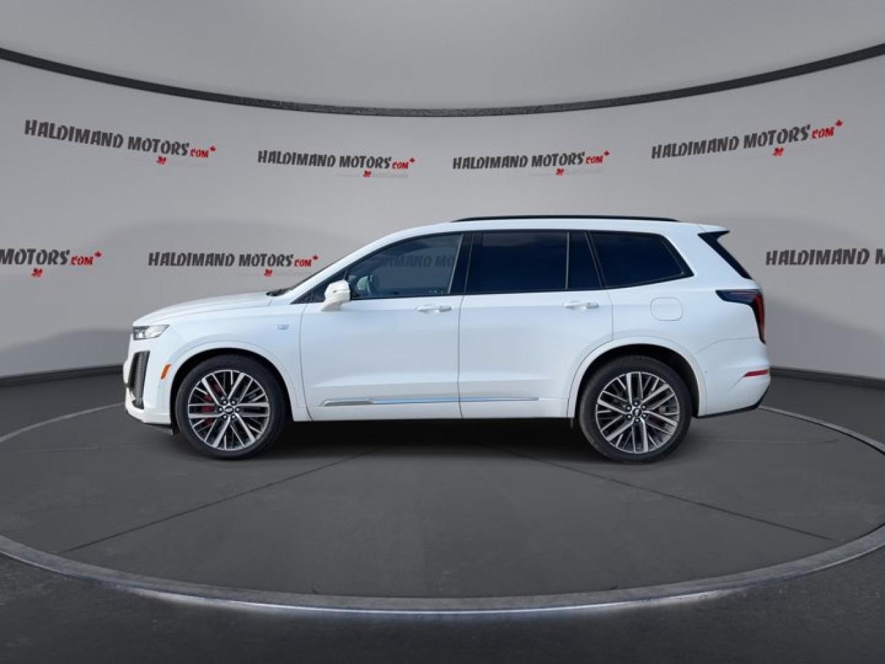 2024 Cadillac XT6 AWD Sport | 2nd Row Captain Seats | A/C Seats | Panoramic Roof Photo