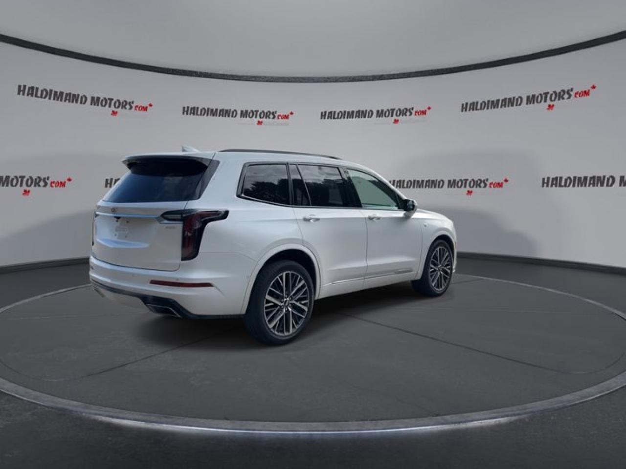 2024 Cadillac XT6 AWD Sport | 2nd Row Captain Seats | A/C Seats | Panoramic Roof Photo