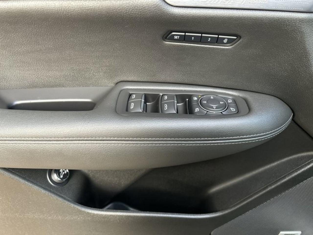 2024 Cadillac XT6 AWD Sport | 2nd Row Captain Seats | A/C Seats | Panoramic Roof Photo