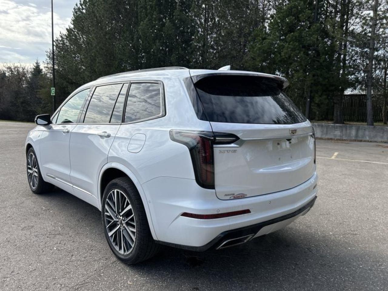 2024 Cadillac XT6 AWD Sport | 2nd Row Captain Seats | A/C Seats | Panoramic Roof Photo