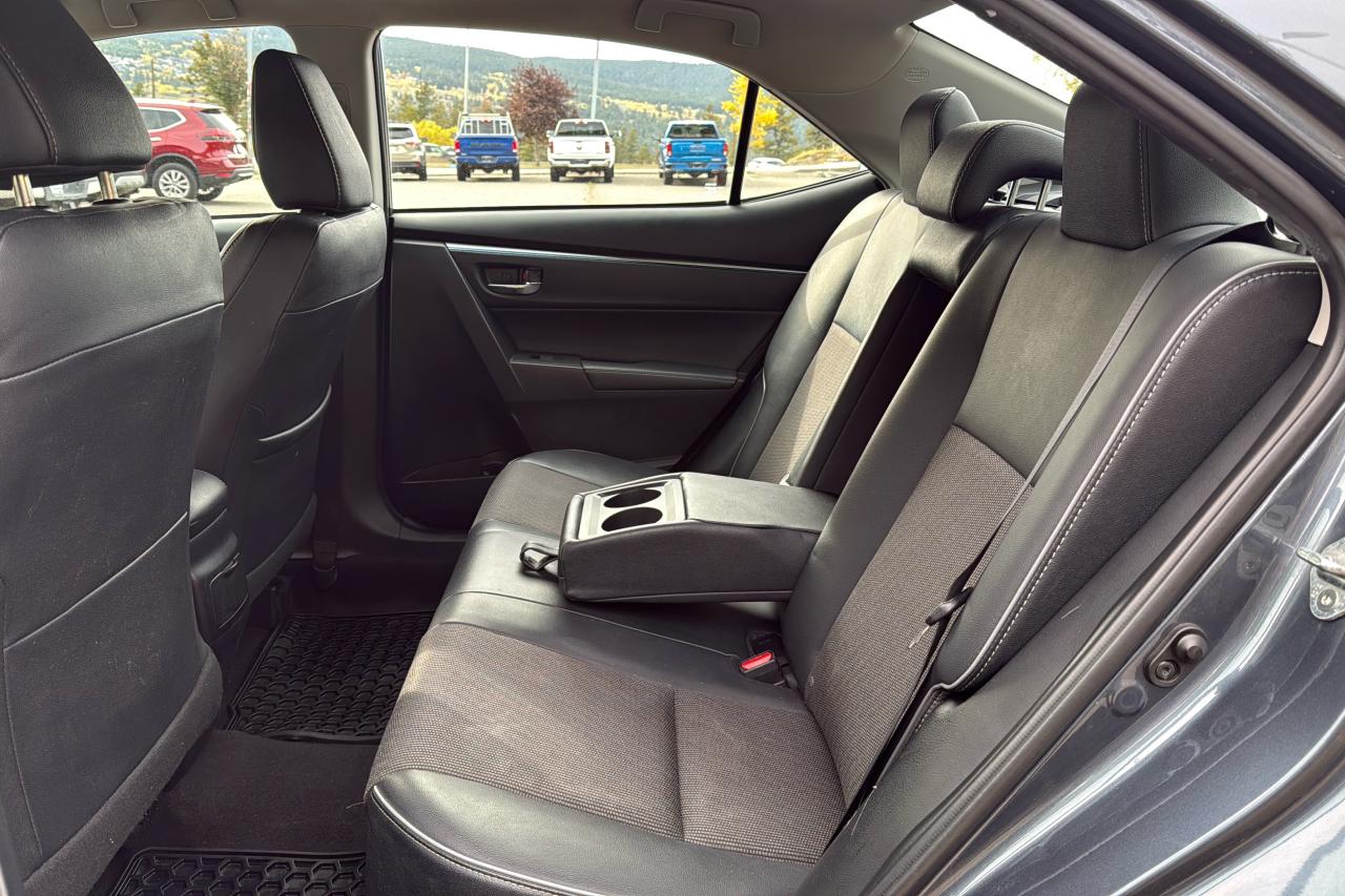 2016 Toyota Corolla LE Photo