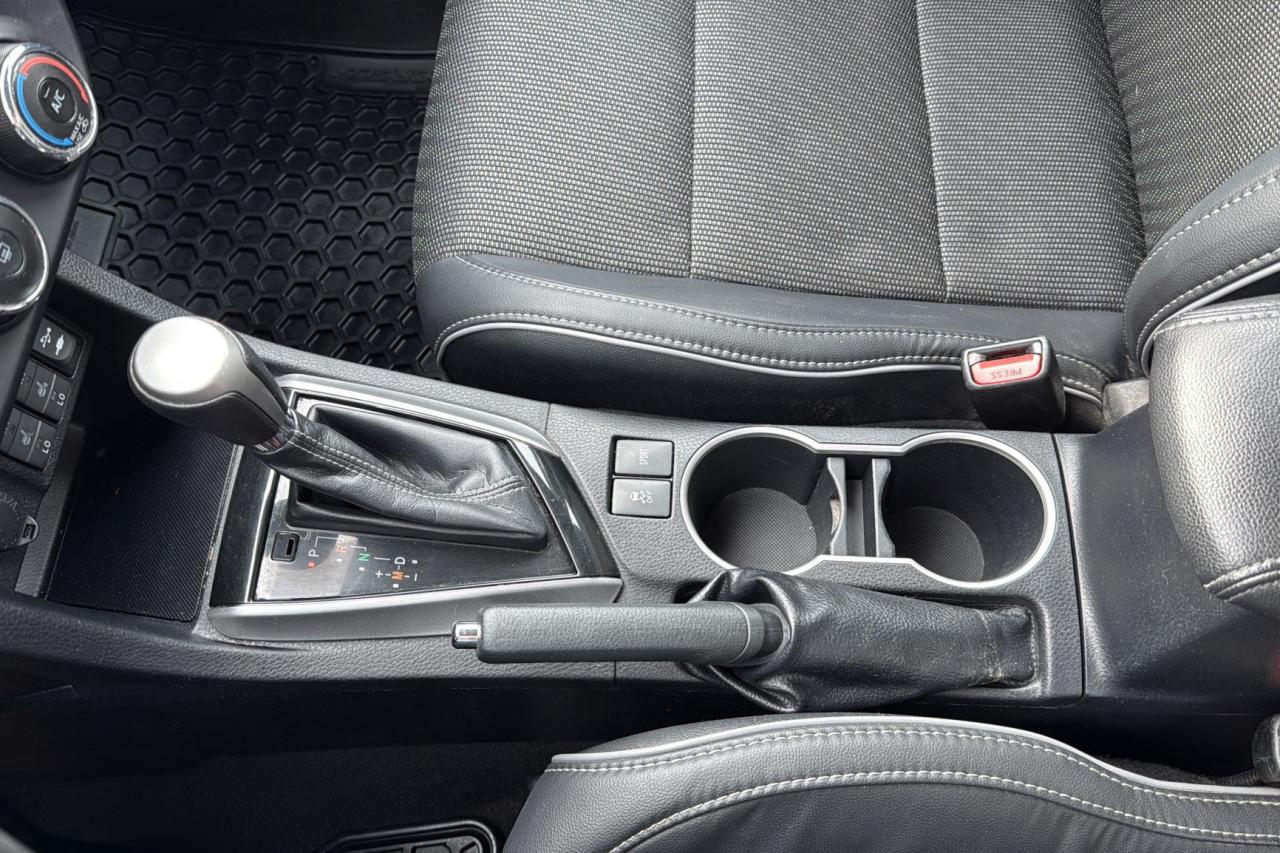 2016 Toyota Corolla LE Photo