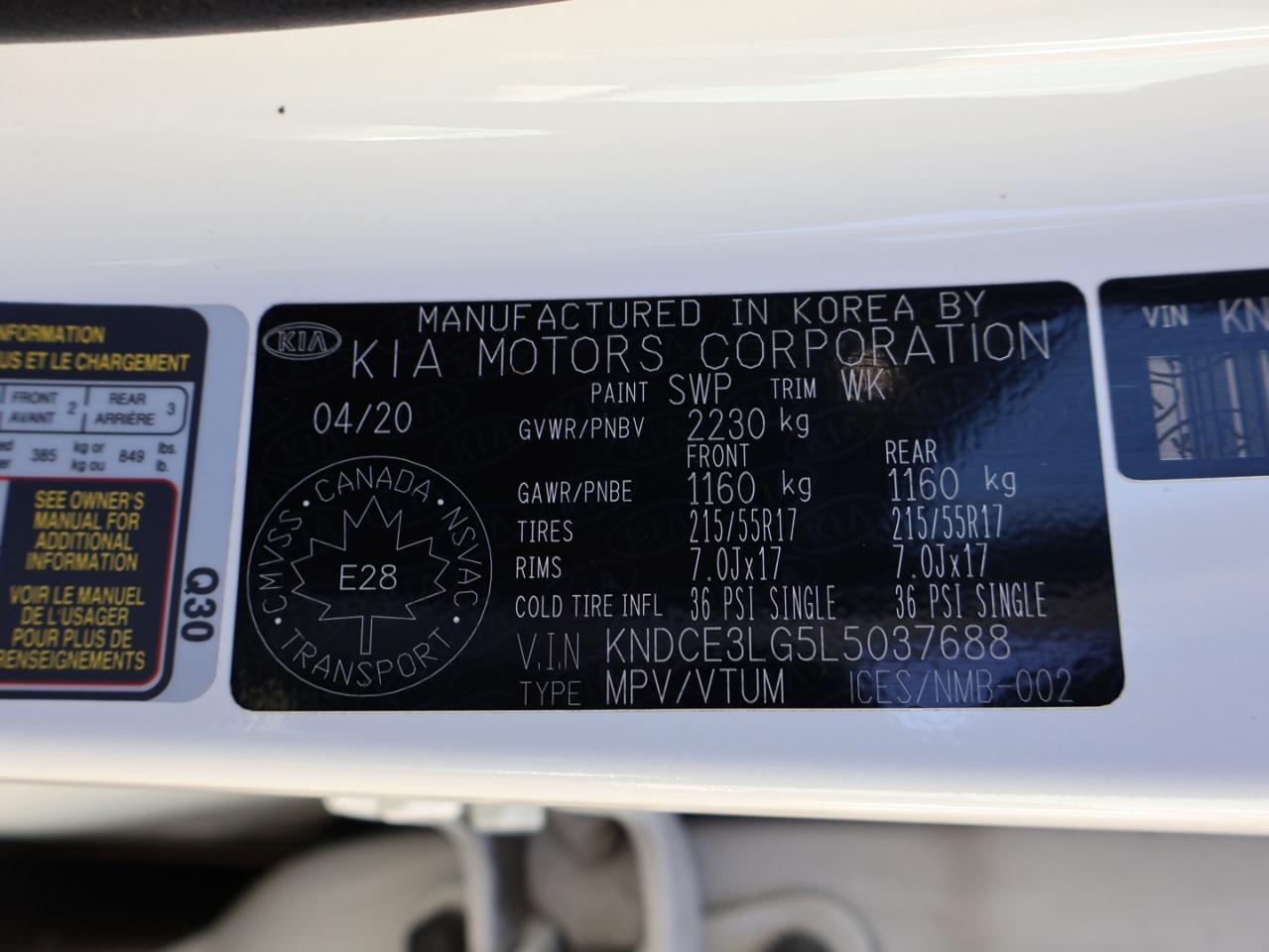2020 Kia NIRO EV SX TOURING CERTIFIED *ACCIDENT FREE* CAMERA NAV BLUETOOTH LEATHER HEAT/COOL SEATS SUNROOF CRUISE ALLOYS - Photo #43