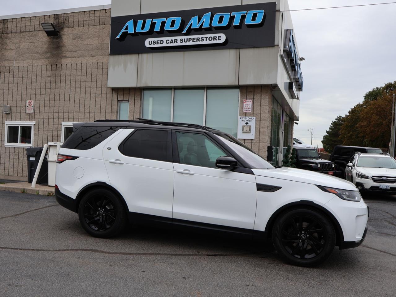 Used 2017 Land Rover Discovery V6 HSE Si6 4WD CERTIFIED *1 OWNER*ACCIDENT FREE* CAMERA NAV BLUETOOTH LEATHER HEATED SEATS PANO ROOF CRUISE ALLOYS for sale in Burlington, ON