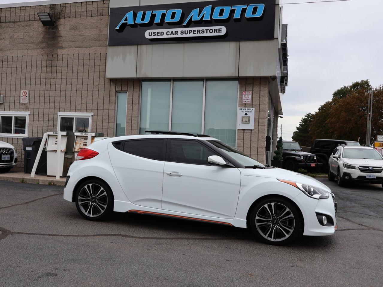 Used 2016 Hyundai Veloster TURBO TECH CERTIFIED *ACCIDENT FREE* CAMERA NAV BLUETOOTH LEATHER HEATED SEATS SUNROOF CRUISE ALLOYS for sale in Burlington, ON