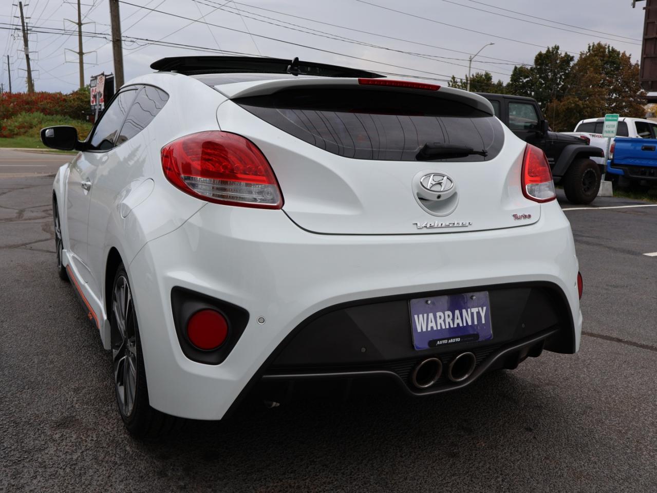 2016 Hyundai Veloster TURBO TECH CERTIFIED *ACCIDENT FREE* CAMERA NAV BLUETOOTH LEATHER HEATED SEATS SUNROOF CRUISE ALLOYS - Photo #5