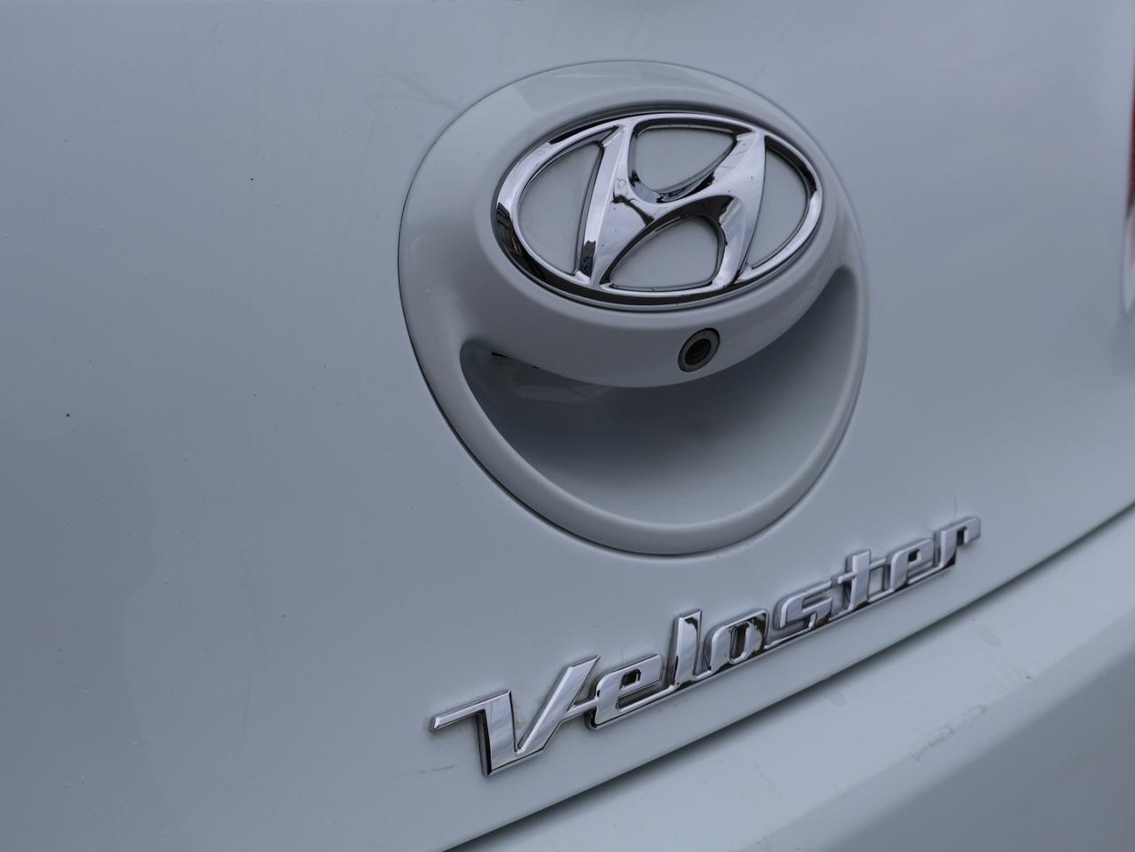 2016 Hyundai Veloster TURBO TECH CERTIFIED *ACCIDENT FREE* CAMERA NAV BLUETOOTH LEATHER HEATED SEATS SUNROOF CRUISE ALLOYS - Photo #36