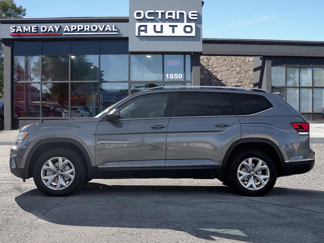 2018 Volkswagen Atlas HIGHLINE V6 4MOTION - Photo #3