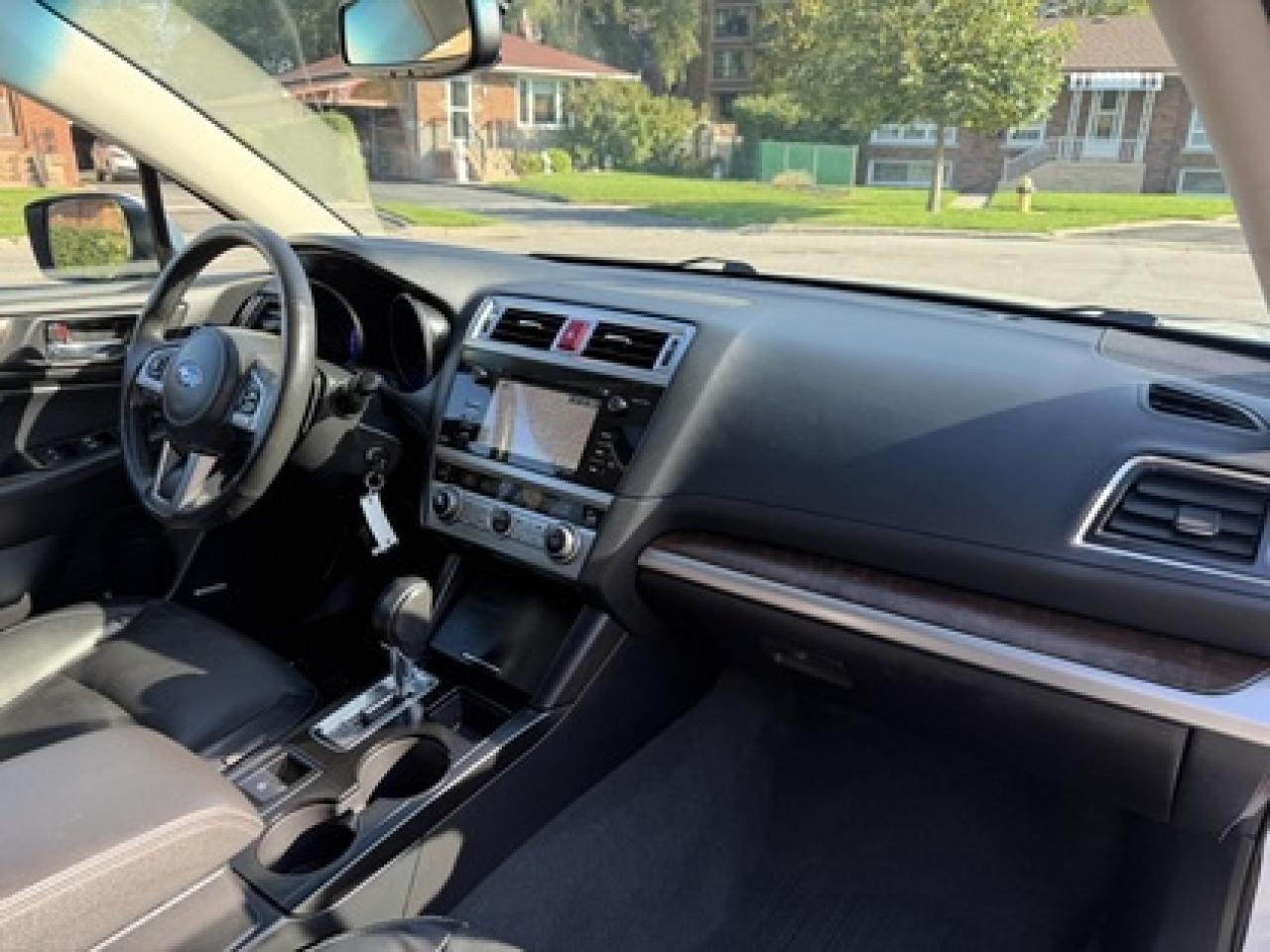 2017 Subaru Outback 3.6R Limited Photo