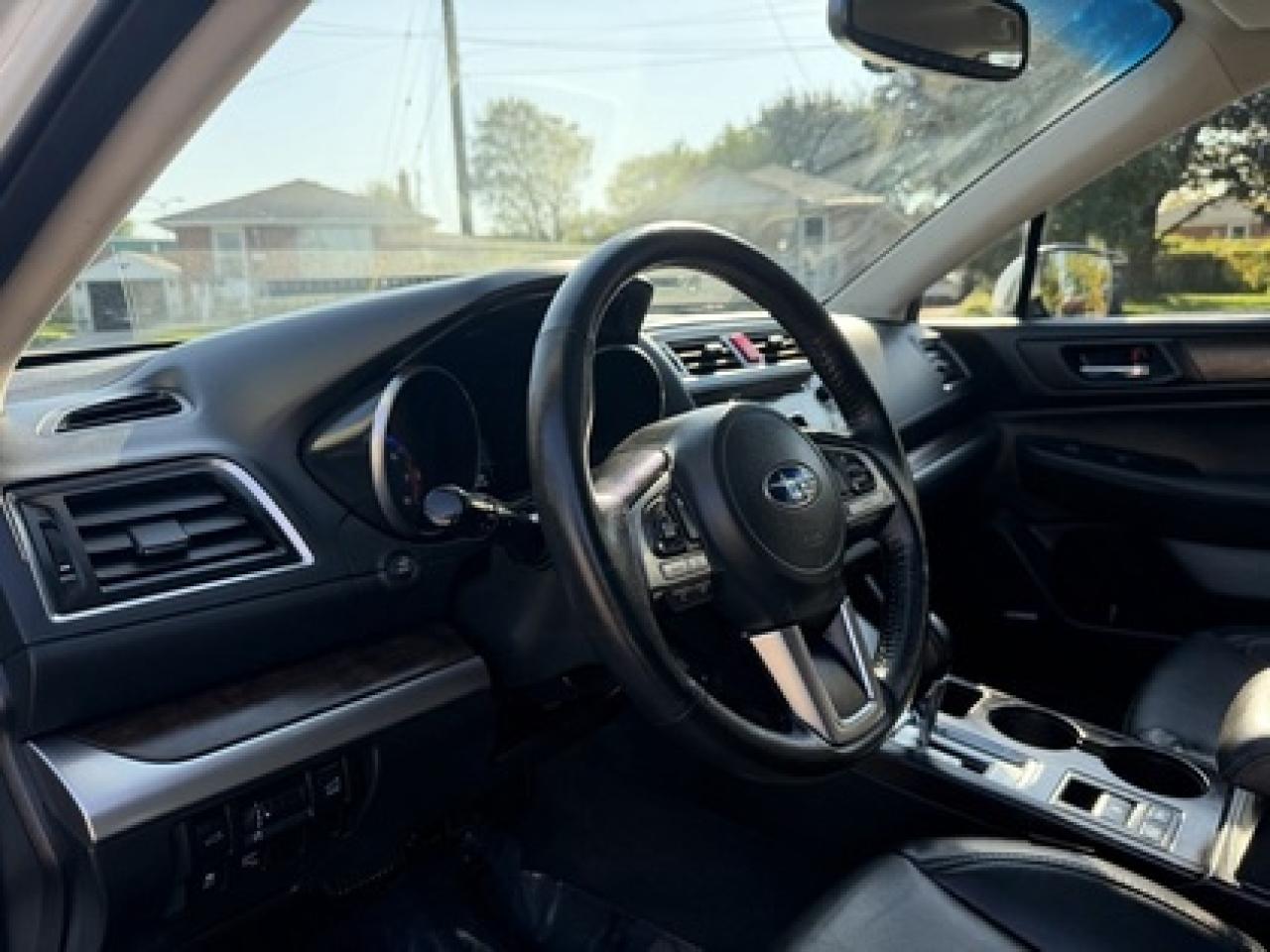 2017 Subaru Outback 3.6R Limited Photo