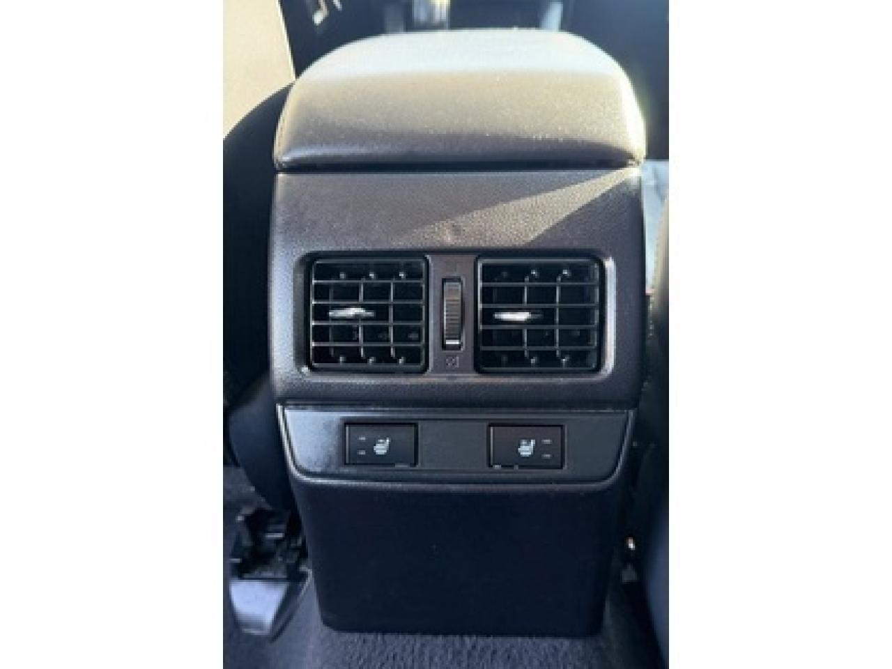 2017 Subaru Outback 3.6R Limited Photo