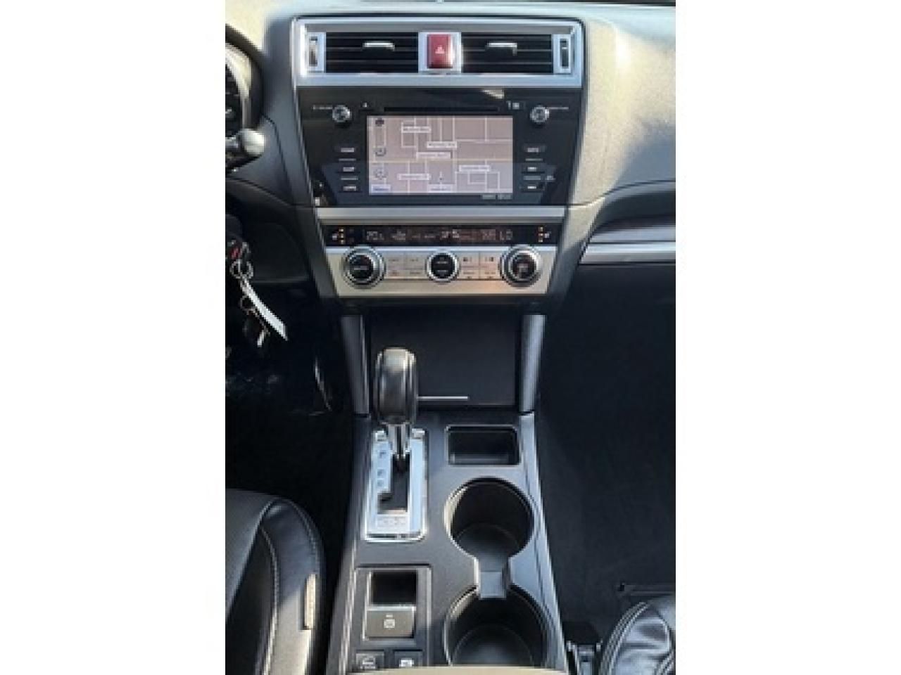 2017 Subaru Outback 3.6R Limited Photo