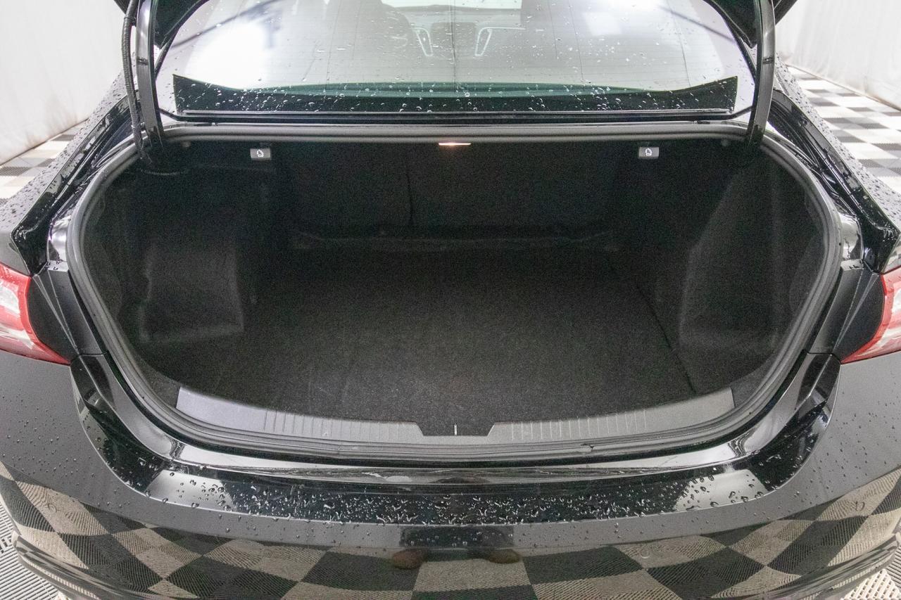 2024 Chevrolet Malibu 1LT Photo5