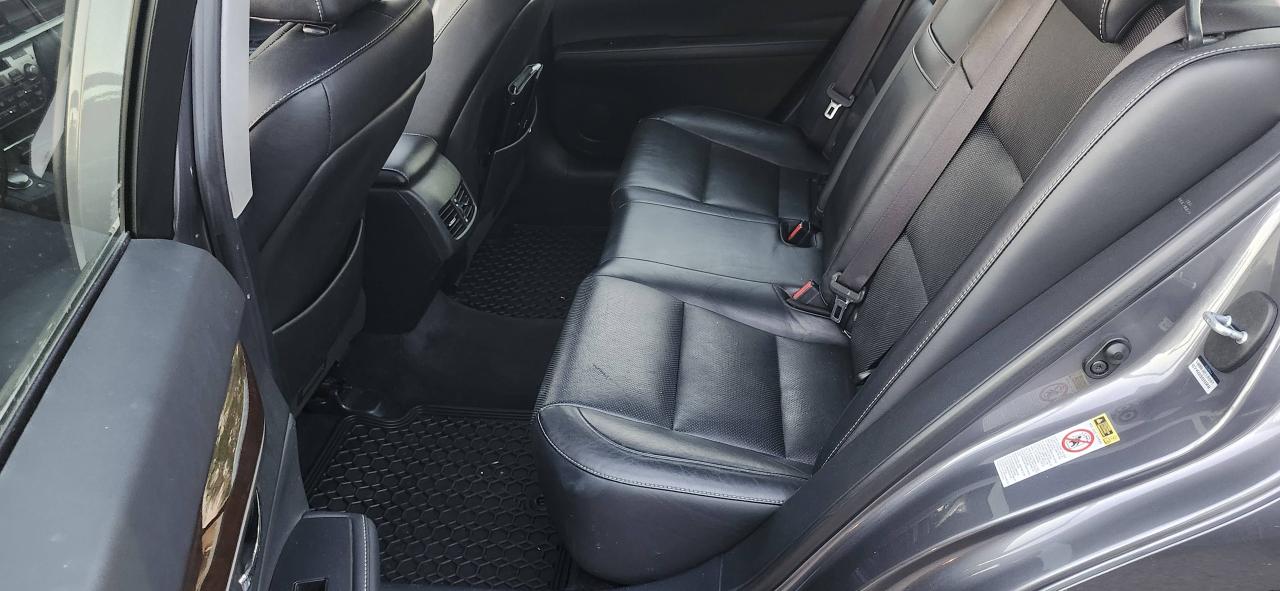 2015 Lexus ES 350 4dr Sdn Photo