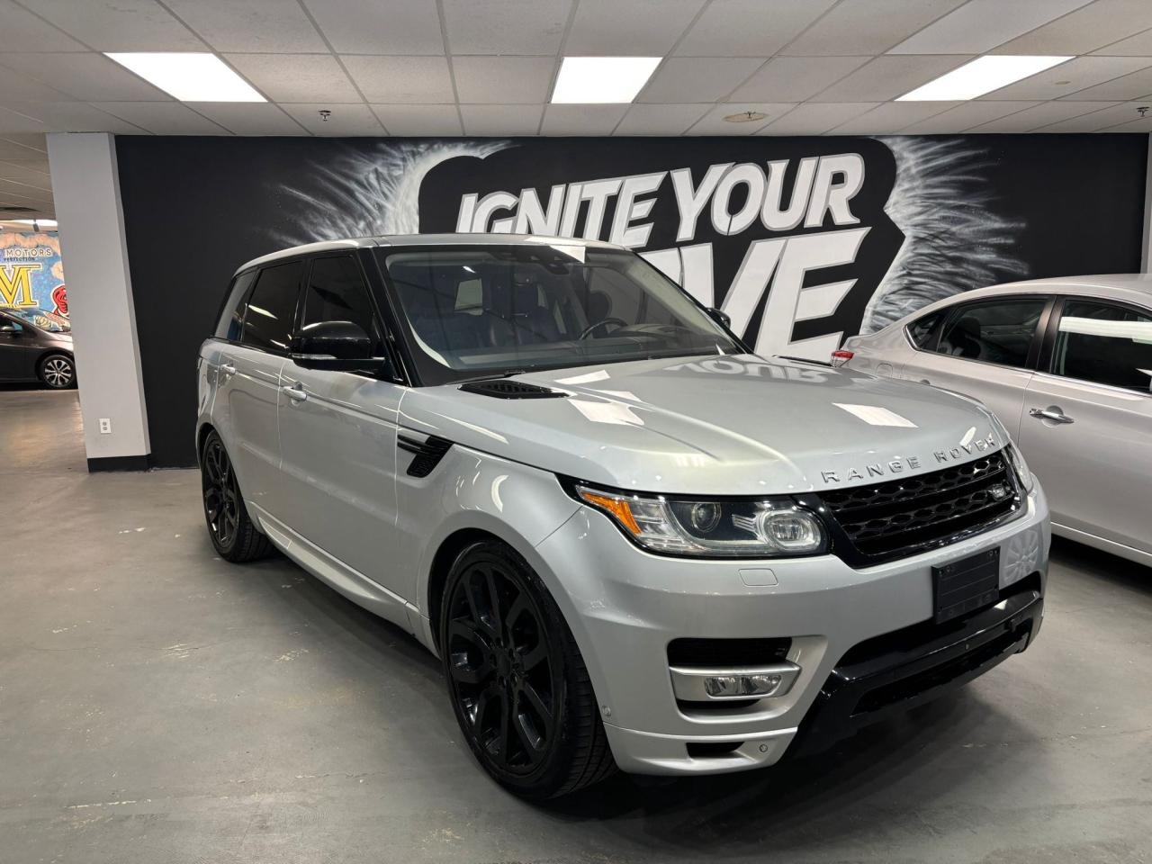 Used 2017 Land Rover Range Rover Sport 4WD 4dr V8 SC Dynamic for sale in Brampton, ON