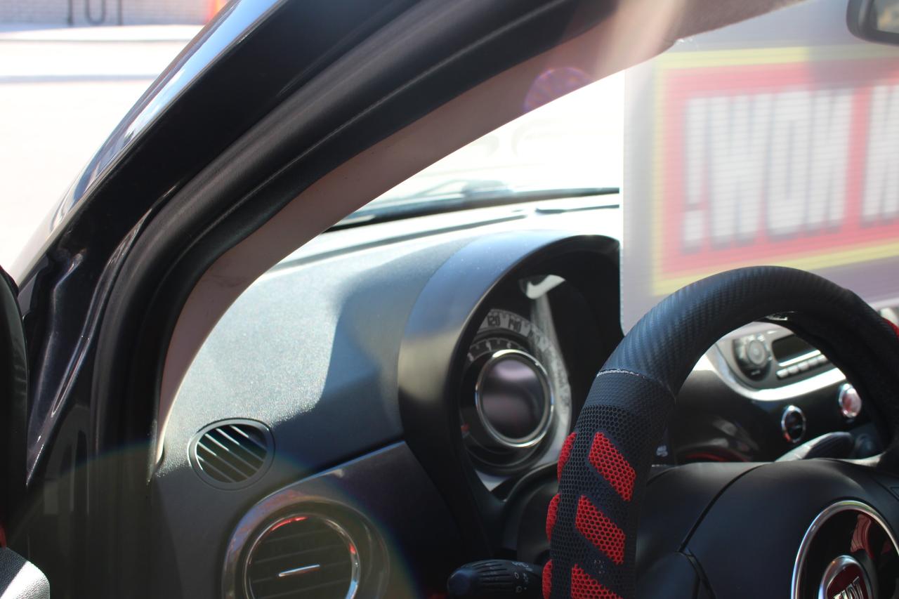 2014 Fiat 500 Lounge - Photo #9
