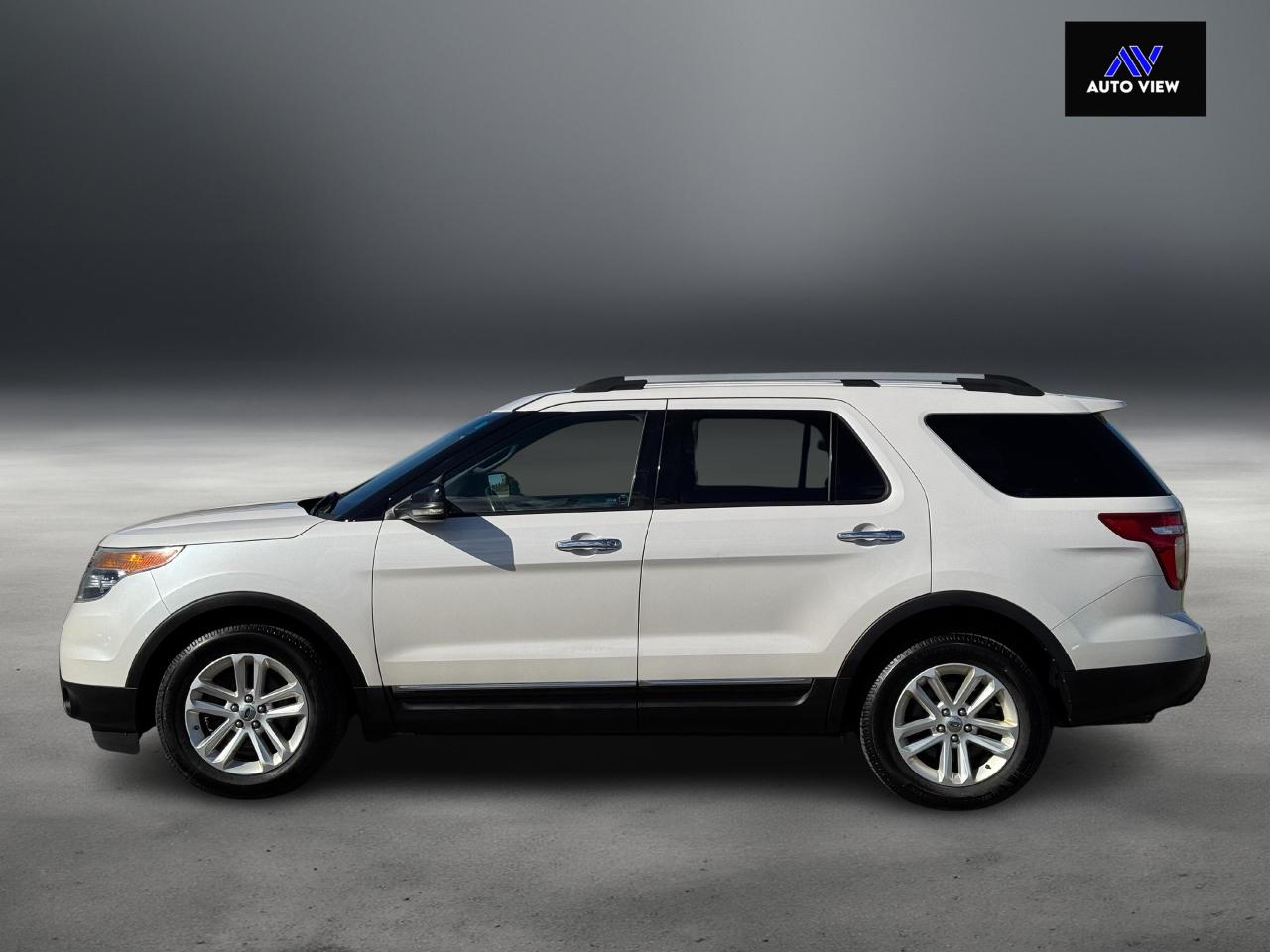 2011 Ford Explorer XLT **CERTIFIED** - Photo #8