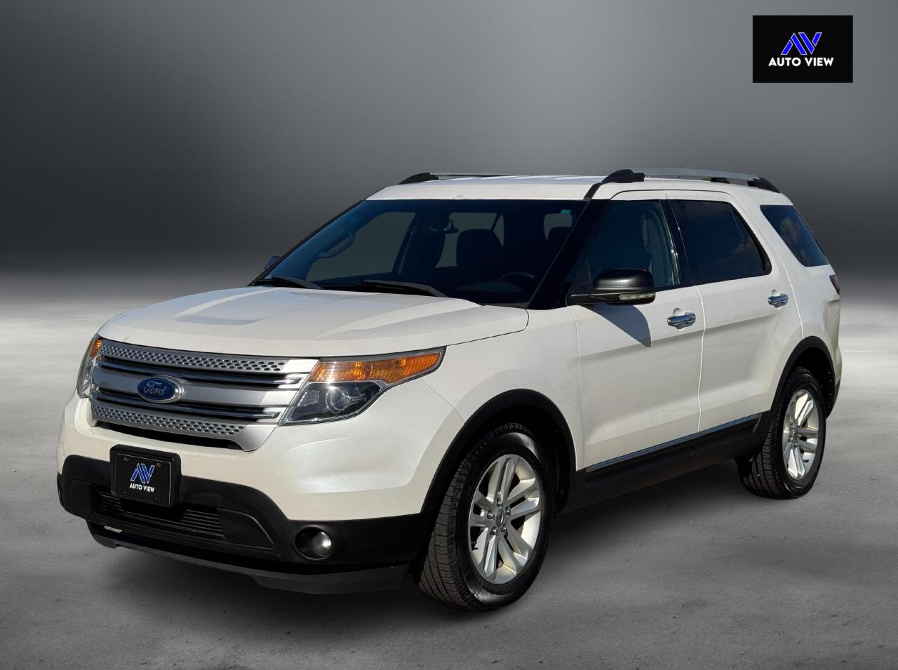 2011 Ford Explorer XLT **CERTIFIED** - Photo #9