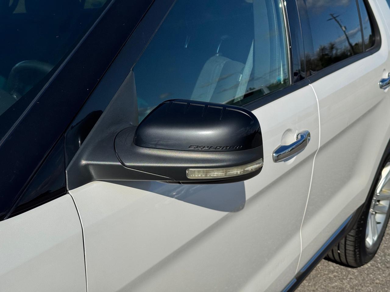 2011 Ford Explorer XLT **CERTIFIED** - Photo #12