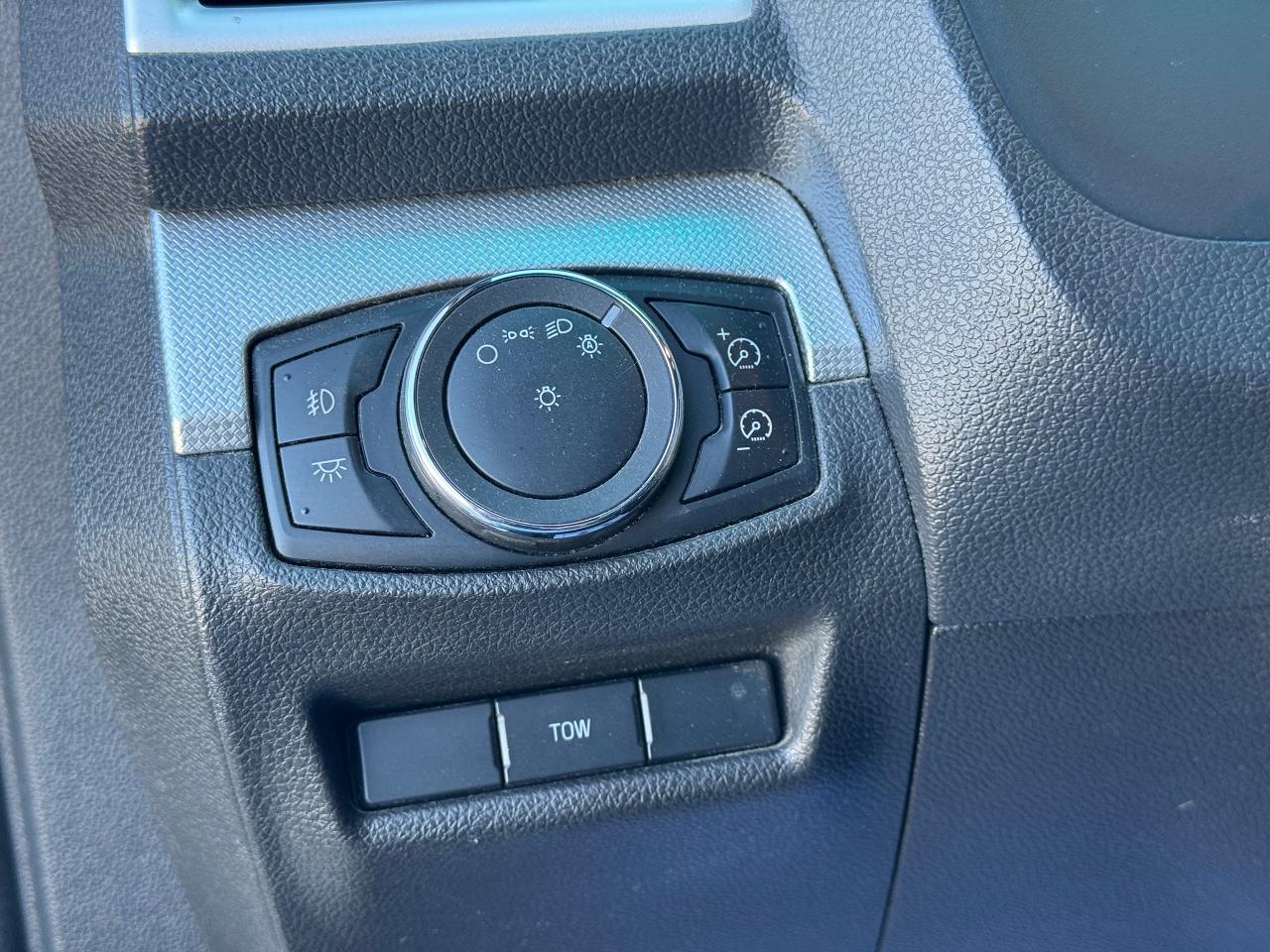 2011 Ford Explorer XLT **CERTIFIED** - Photo #26
