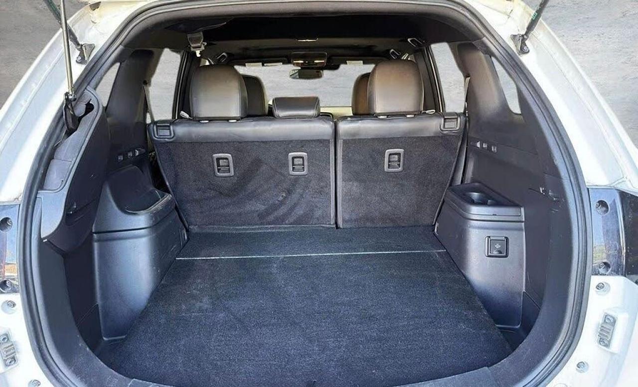 2022 Mitsubishi Outlander PHEV GT Photo3