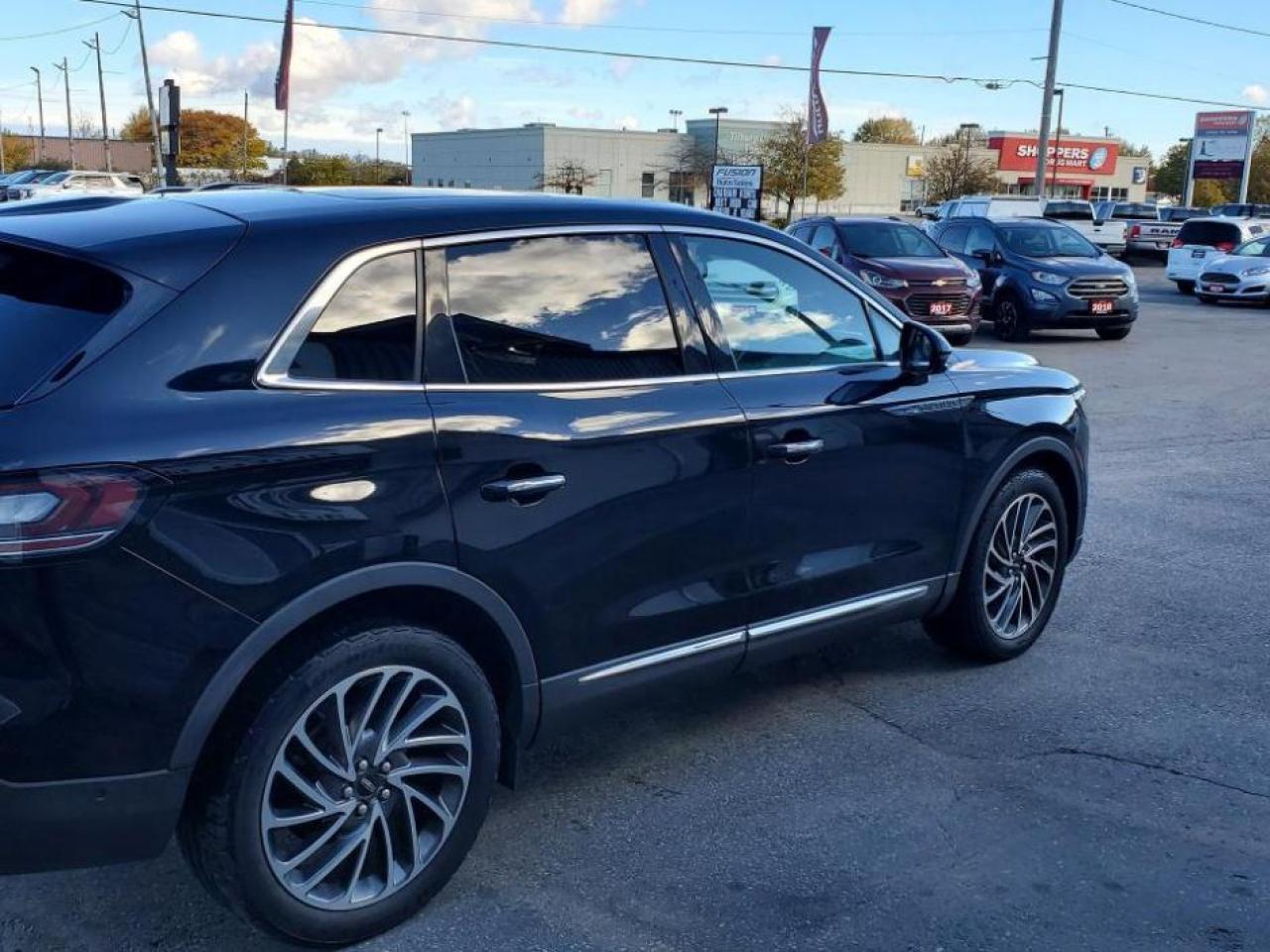 2019 Lincoln Nautilus Reserve AWD-"NO TAX SALE-MAX $2000-LTD TIME ONLY" - Photo #4