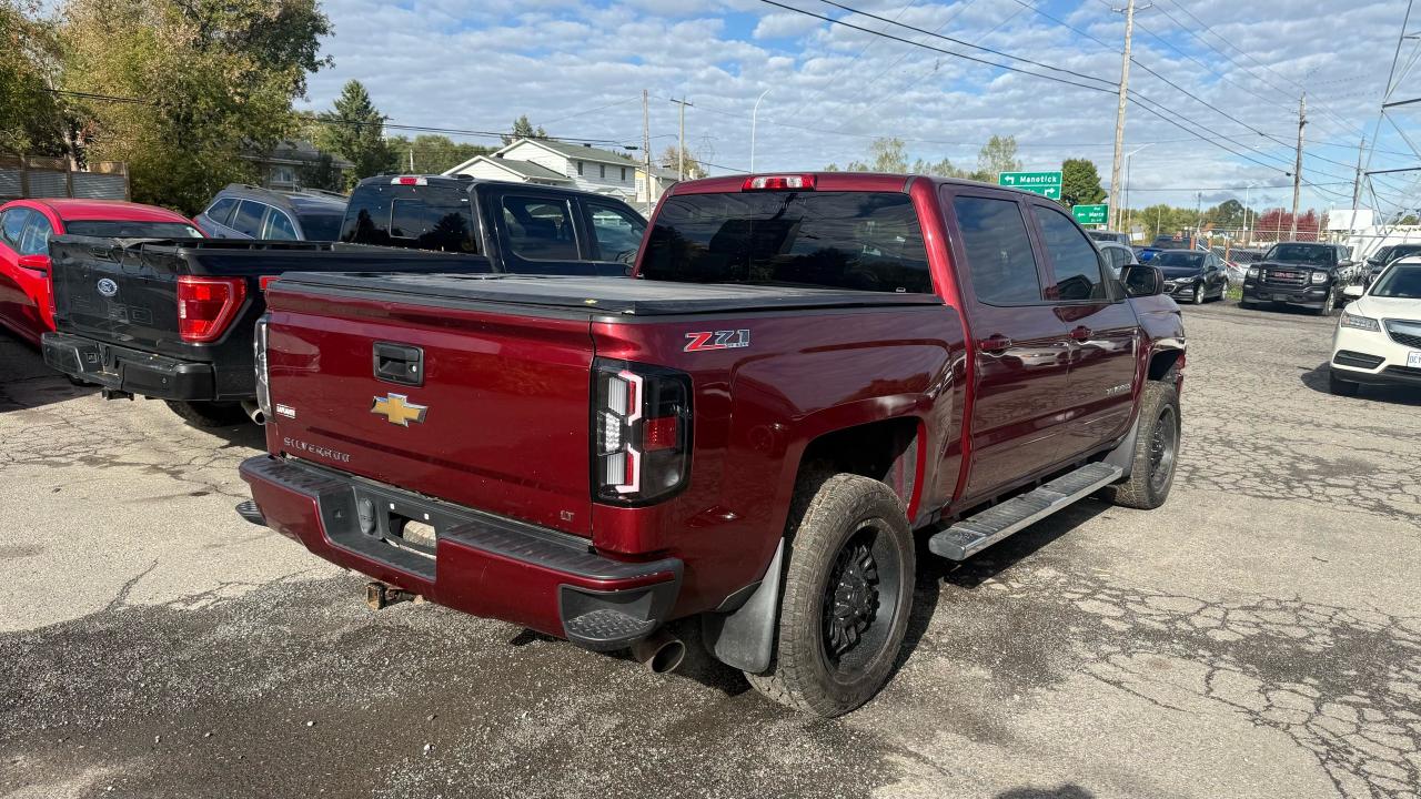 2017 Chevrolet Silverado 1500 LT Photo2