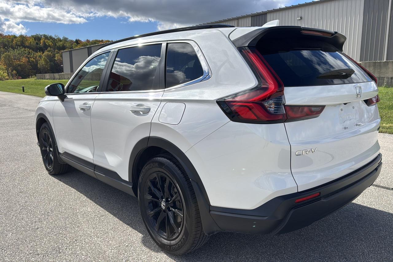 2024 Honda CR-V Sport Photo2