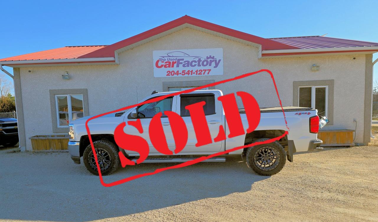 Used 2017 Chevrolet Silverado 1500 LT Crew 122,445 KM 5.3 L V-8 for sale in Oakbank, MB