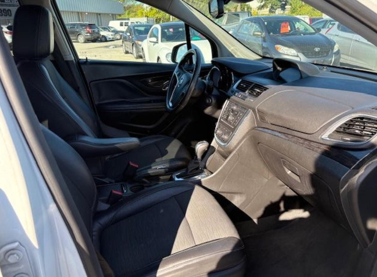2016 Buick Encore AWD Photo2