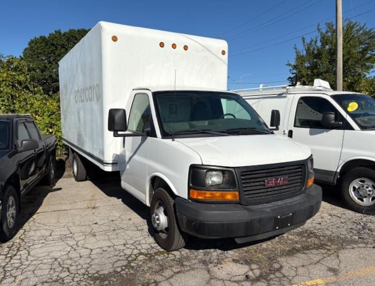 Used 2015 GMC Savana 17 Ft Box for sale in Burlington, ON