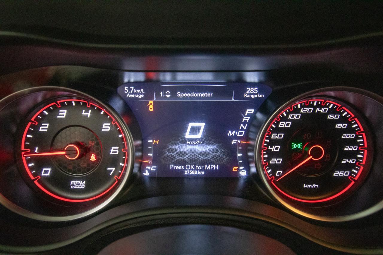 2023 Dodge Charger R/T  Photo5