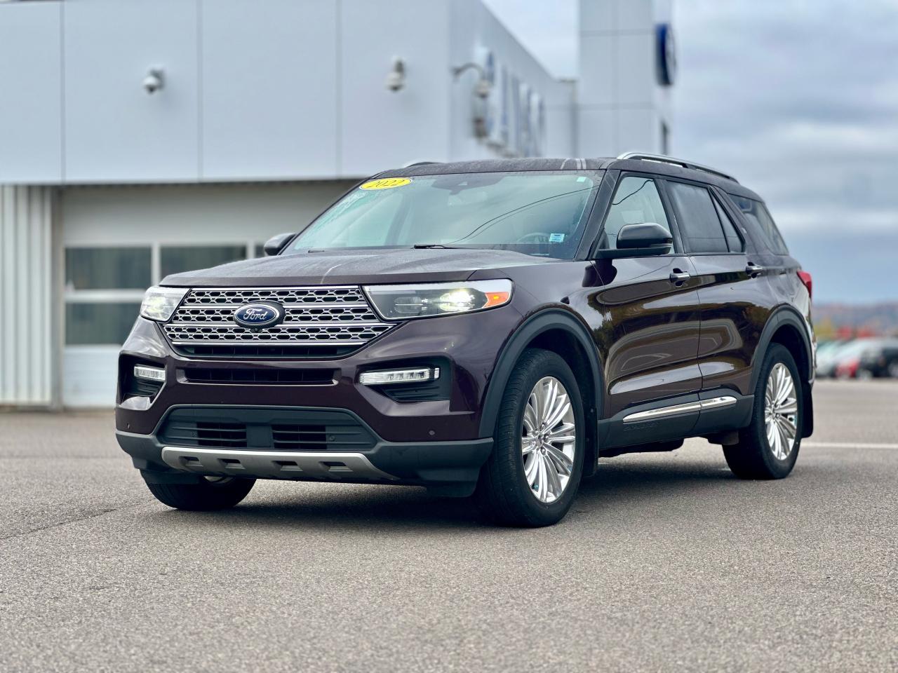 2022 Ford Explorer 4WD LIMITED W/ ONE OWNER/LEASE RETURN Photo