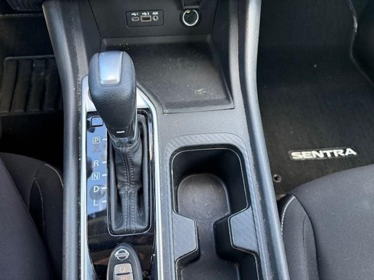 2020 Nissan Sentra SV - Photo #12
