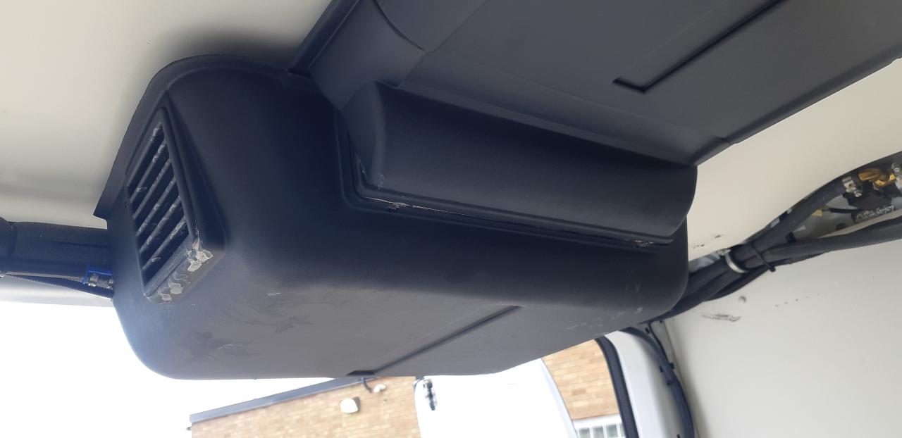 2018 Mercedes-Benz Sprinter 2500 High Roof 170 EXT - Photo #11