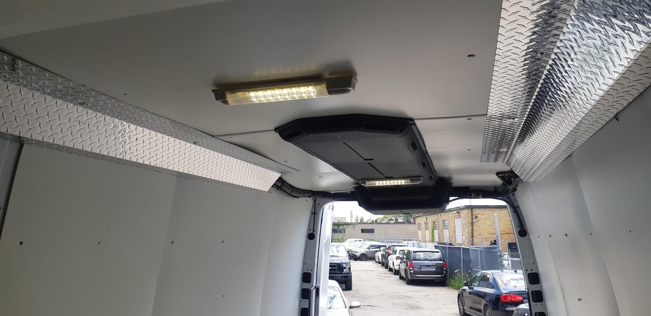 2018 Mercedes-Benz Sprinter 2500 High Roof 170 EXT - Photo #13