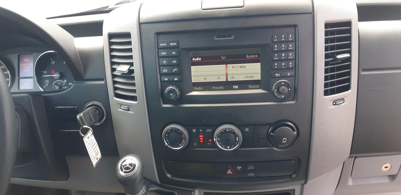 2018 Mercedes-Benz Sprinter 2500 High Roof 170 EXT - Photo #16