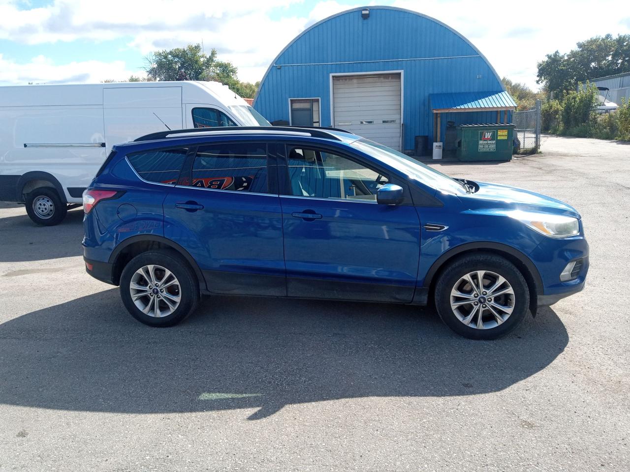2018 Ford Escape SE - Photo #4