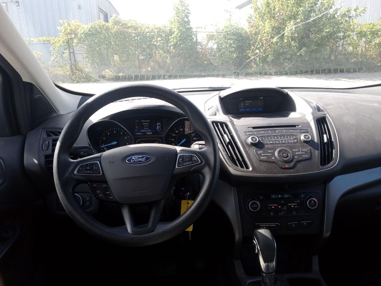 2018 Ford Escape SE - Photo #8